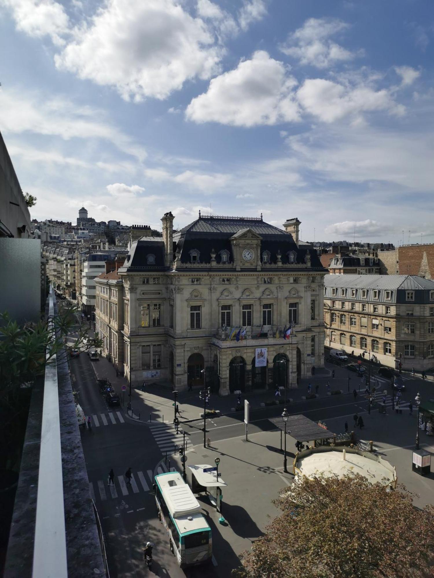 Le Charme De Montmartre A Ciel Ouvert Paris Exterior foto